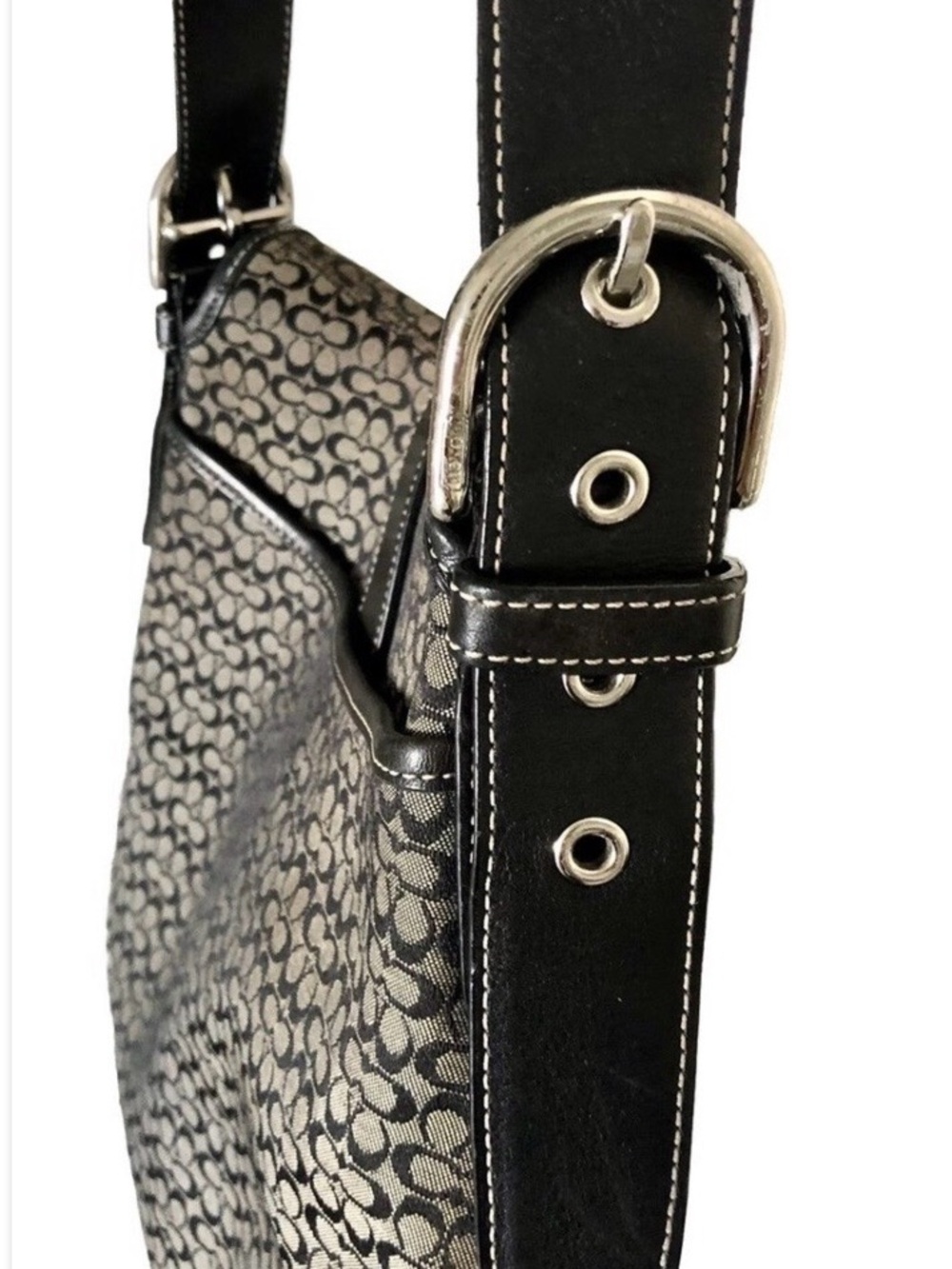 Authentic Coach Soho Black Signature C Canvas Buckle Flap Shoulder Bag 6376 - Picture 4 of 12